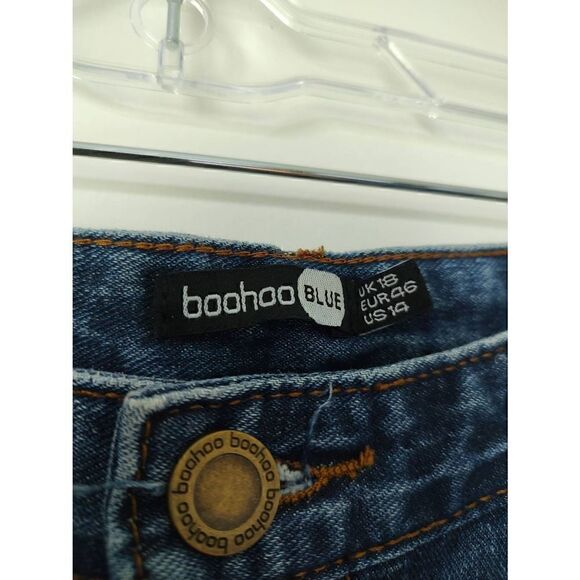 New Boohoo Blue Women's Size 14 Dark Wash Blue Distressed High Waist Mom Jeans - Picture 4 of 9